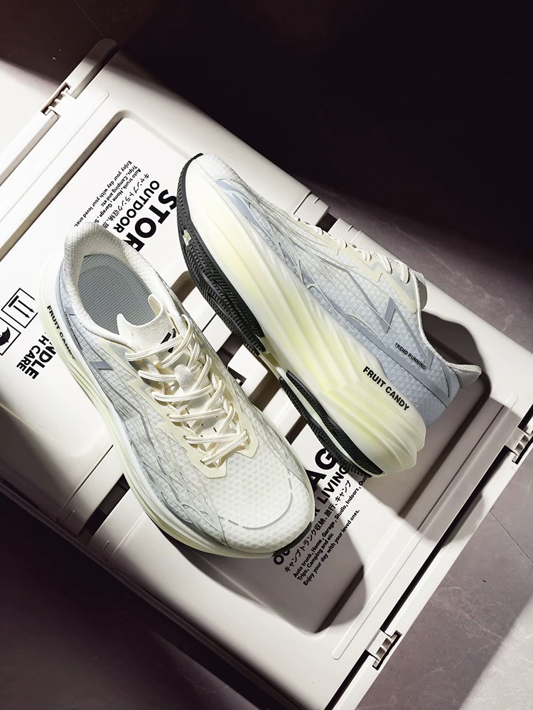 Sneakers 2025 New Breathable Mesh Running Spring Autumn Summer Versatile Casual Men's Shoes