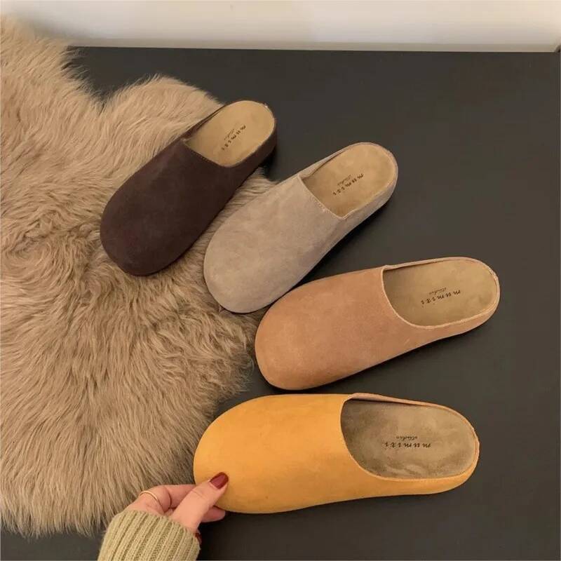 Crestar Fashion Slippers For Women 2025 New Outdoor Cozy Soft Flat Mules Lady Retro Spring House Slides Antiskid Beach Shoe ddmypanda
