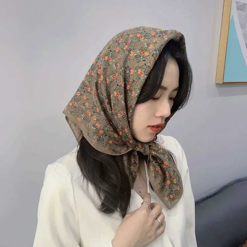 Cashew Print 7070cm Cotton Velvet Square Scarf for Women Soft Neckerchief Lady Hijab Small Neck Ties Female Hair Headbands W250916