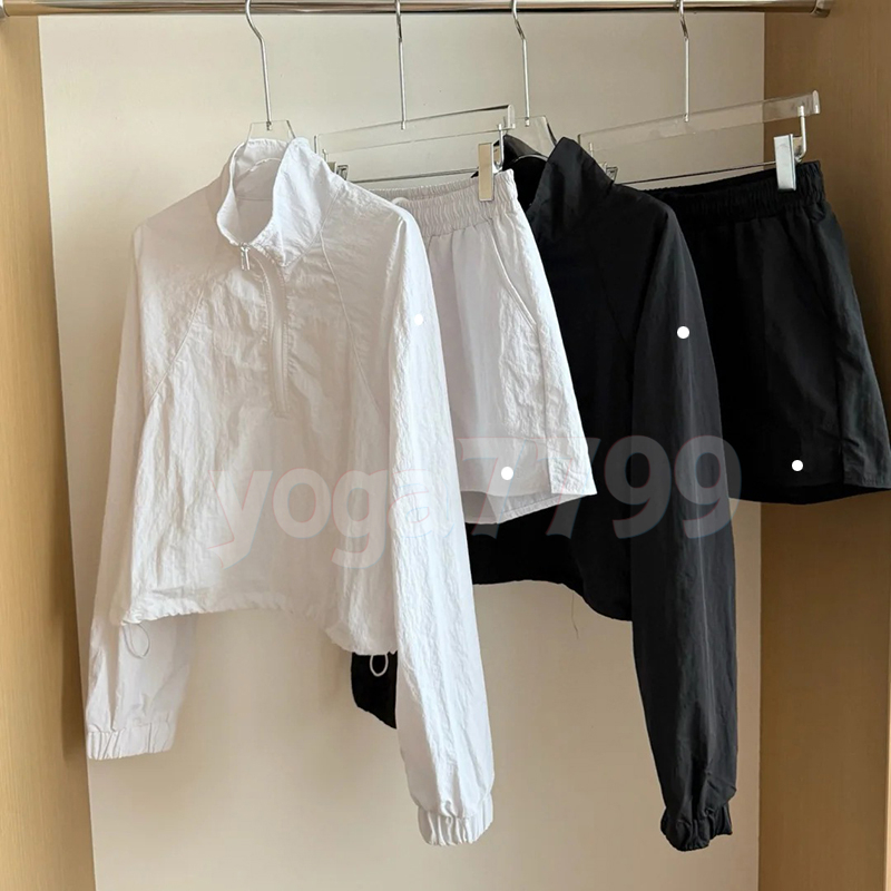 Women Yoga Sets Two Piece Zip Up Jackets & High Waist Shorts Push Up Fitness Sets Quick Dry Sportwear Outfits Exercise Running Outdoor Tracksuits Gym Sportwear