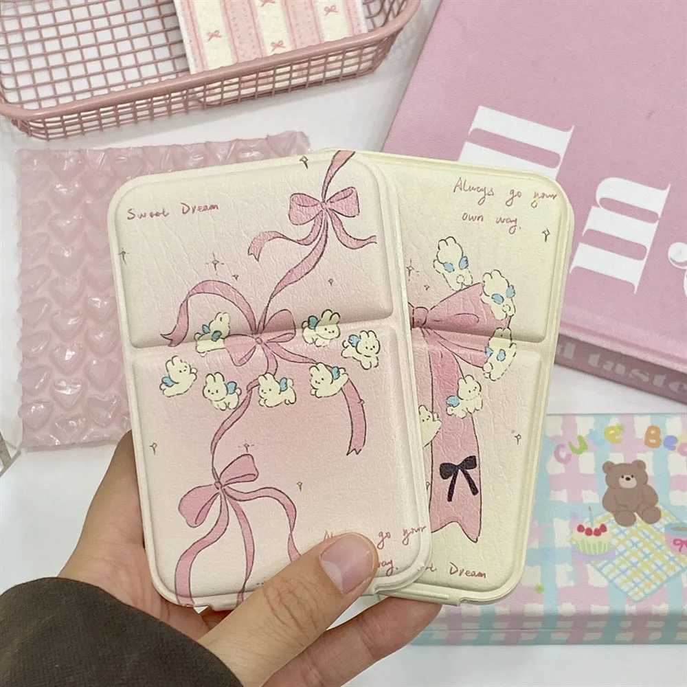 Portable Foldable Makeup Mirror PU Leather Handheld Mirrors Cute Bow Bunny Cat Bear Pocket Cosmetic Mirror Desktop Makeup Mirror C250916