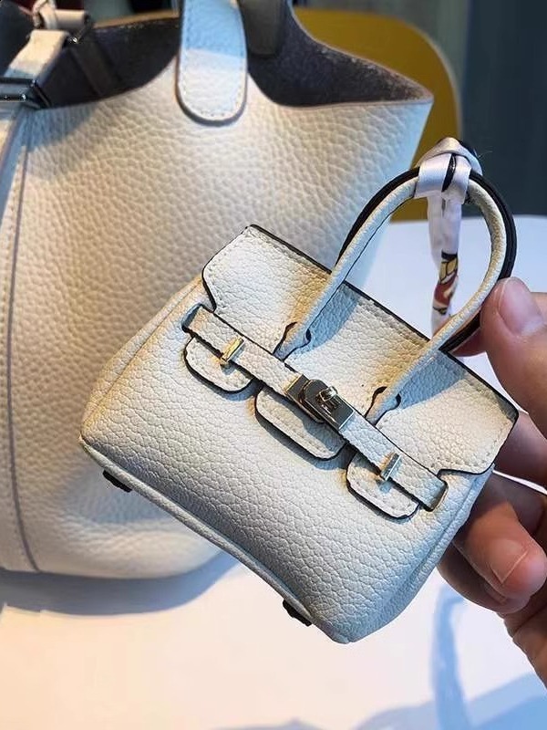 Mini Bag Pendant Bag Headphones Car Rental Keychain Creative Zero Wallet Decoration Versatile Mouth Red Envelope 250916