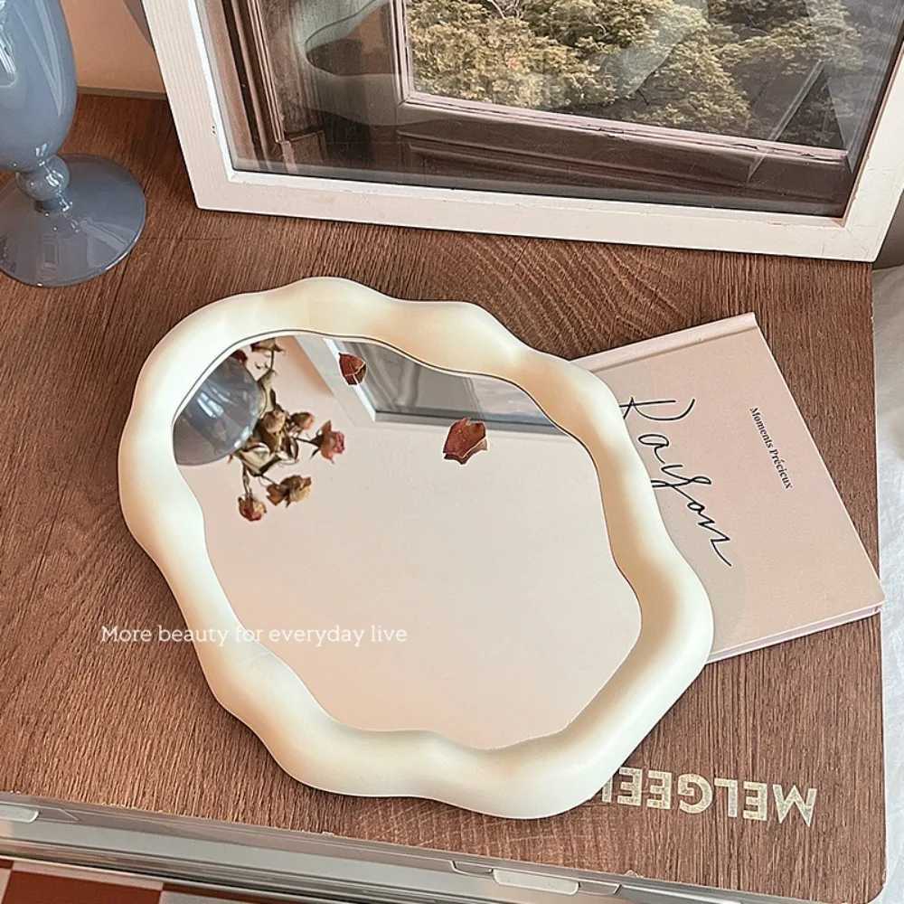 Tabletop Decorative Mirrors Makeup Mirror Home Decoration Woman Makeup Supplies Bedroom Desk Accessories Room Decor C250916