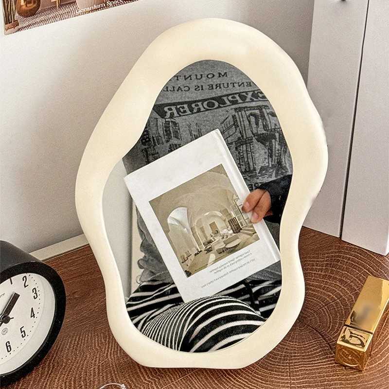 Tabletop Decorative Mirrors Makeup Mirror Home Decoration Woman Makeup Supplies Bedroom Desk Accessories Room Decor C250916