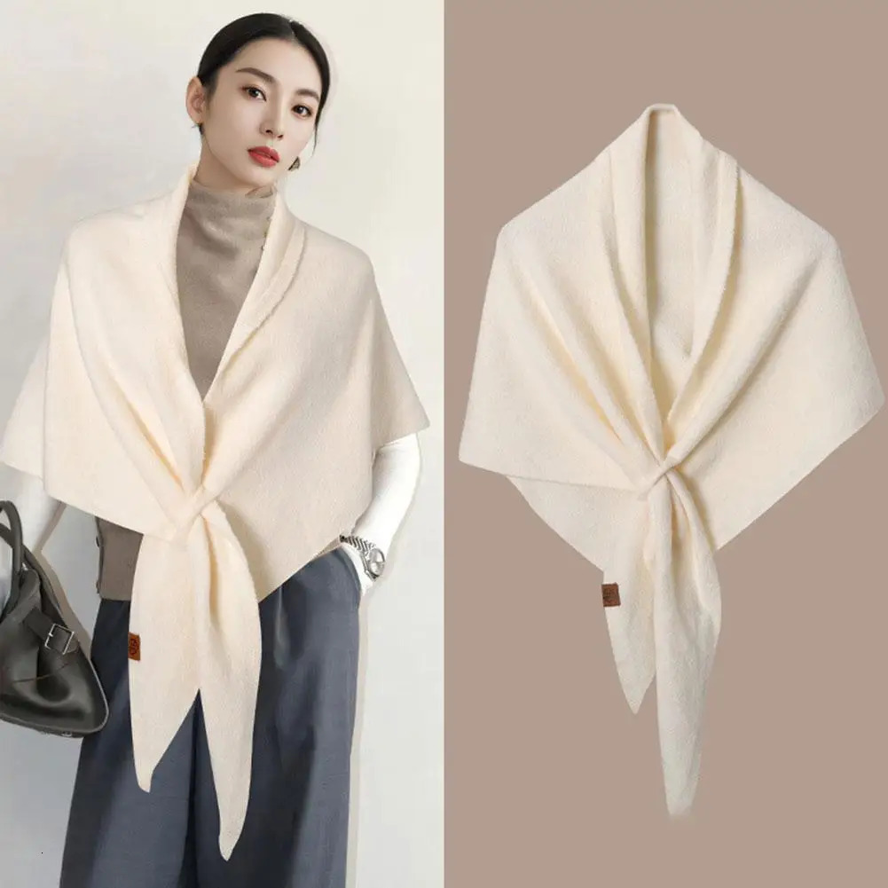 British Korean Triangle Scarf Niche Wool Triangular Scarf Women Headscarf Knitted Scarf Multifunctional Warm Scarf 250915