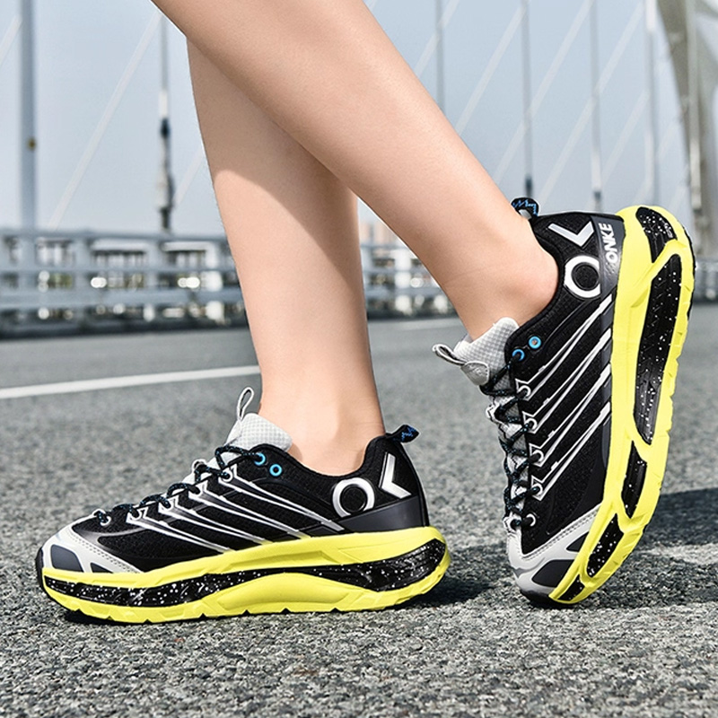 ONKE Women's 2025 New Autumn Lightweight Mesh Breathable Running Men's Shock Absorption Anti-Slip Odor-Resistant Sports Shoes Women GM100