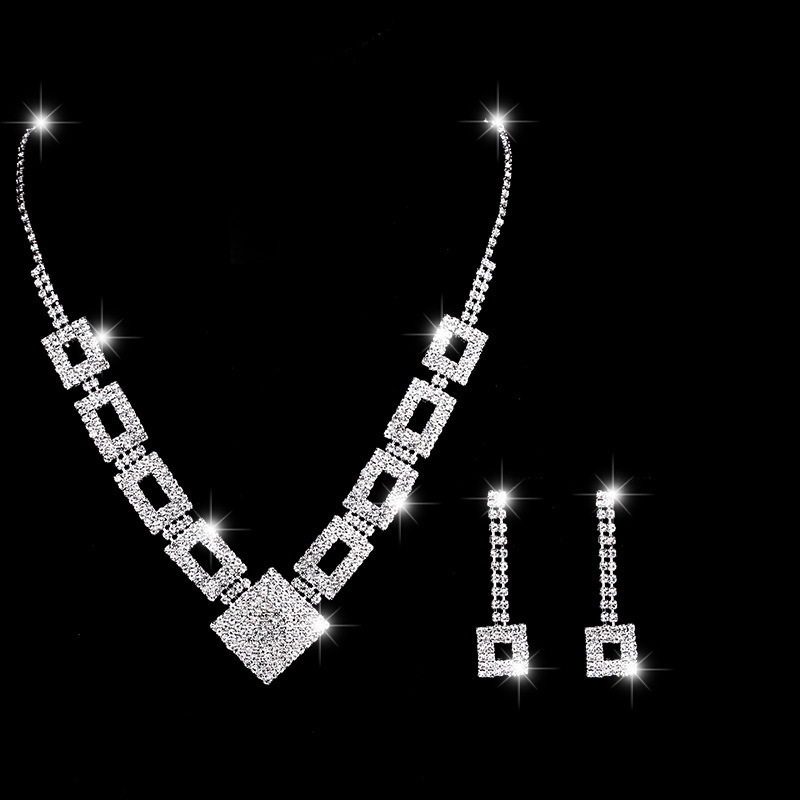 Luxury Brand Designer Jewelry European And American Jewelry Set High-End Full Diamond Three-Piece Set Necklace Earrings Bracelet Evening Dress Jewelry