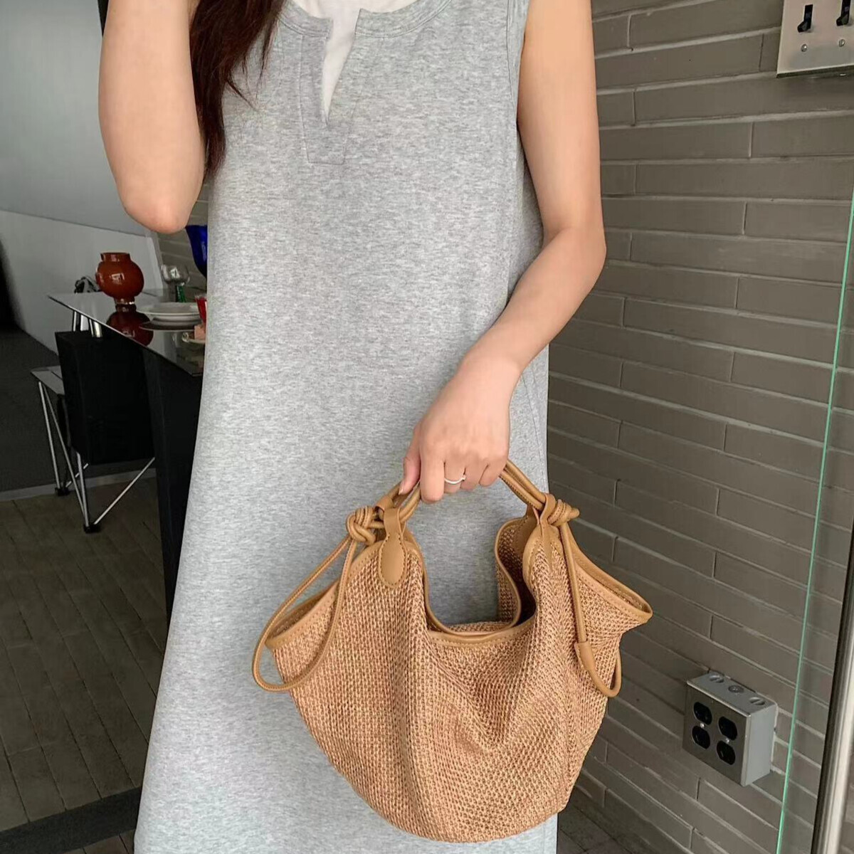 French vacation style design straw bag new large capacity handbag dumpling bag women s shoulder bag autumn new designer bag handbag