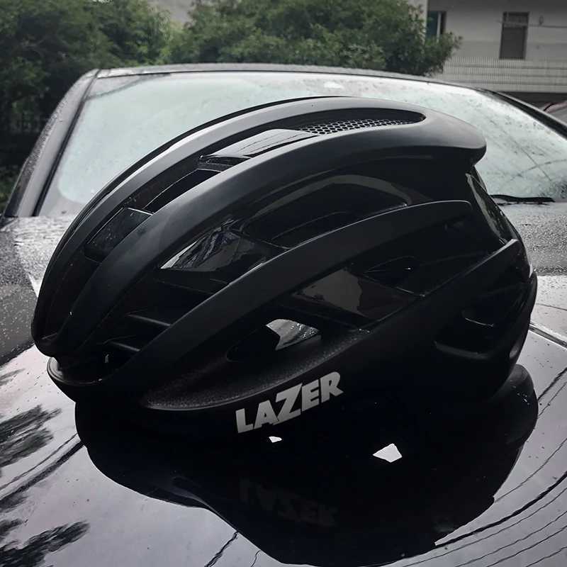Ultralight Bike Helmet Road Mountain Bike Helmet General Purpose Mens And Womens Bicycle Breathable NetRed Riding Safety Helm J250916