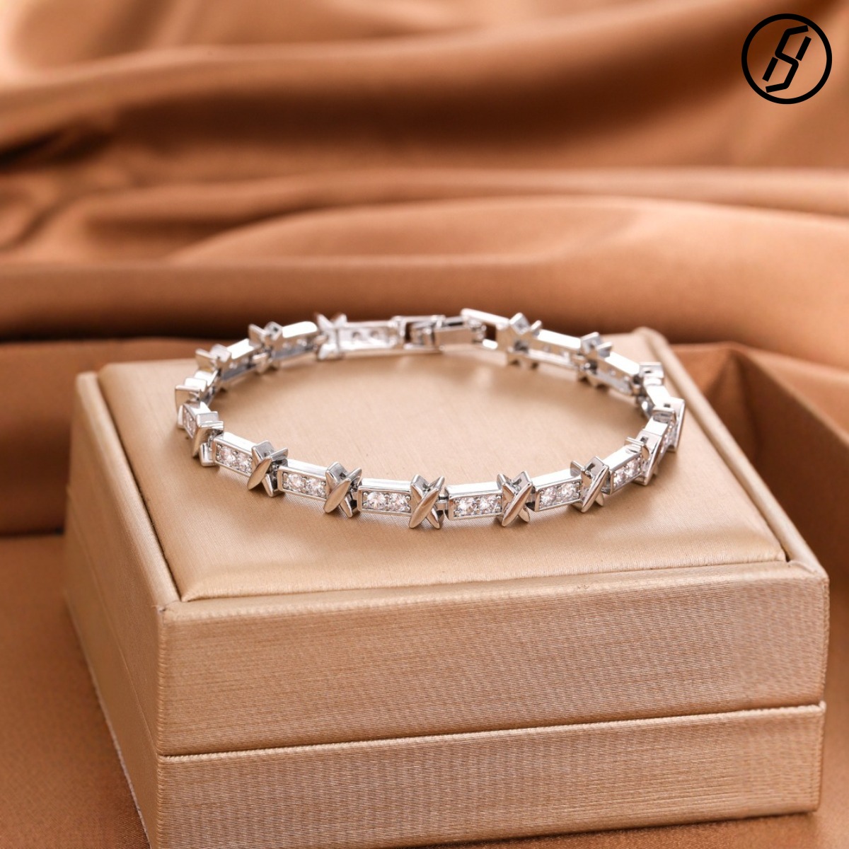 Boutique Craft Letter X Full Diamond Women Fashion High Version Ins Simple Rhinestones Cross Bracelet Original Jewelry Wholesale Z260313