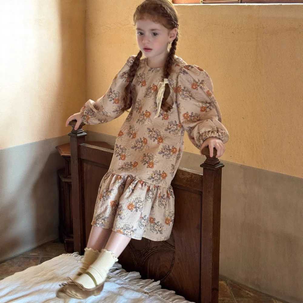 Children Girls Autumn Princess Dress Cotton Floral Print Infant Girls Bubble Sleeve Dress Retro Round Collar 16Y Girls Vestido C250916
