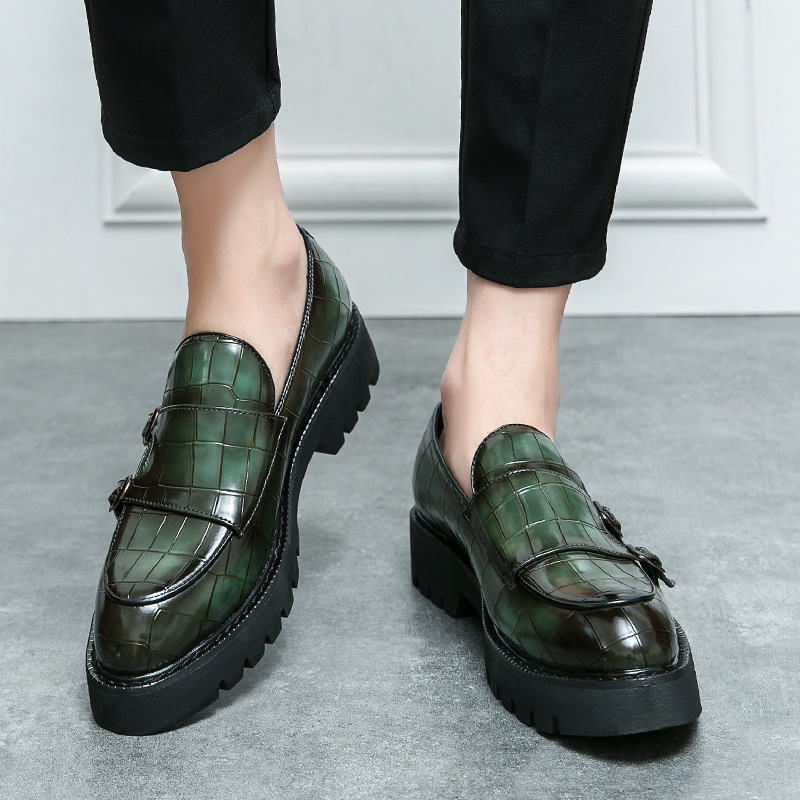In 2025 New double-pin buckle loafers, men's patent leather shiny surface, thick heel, thick-soled height-increasing hairstylist casual leather s