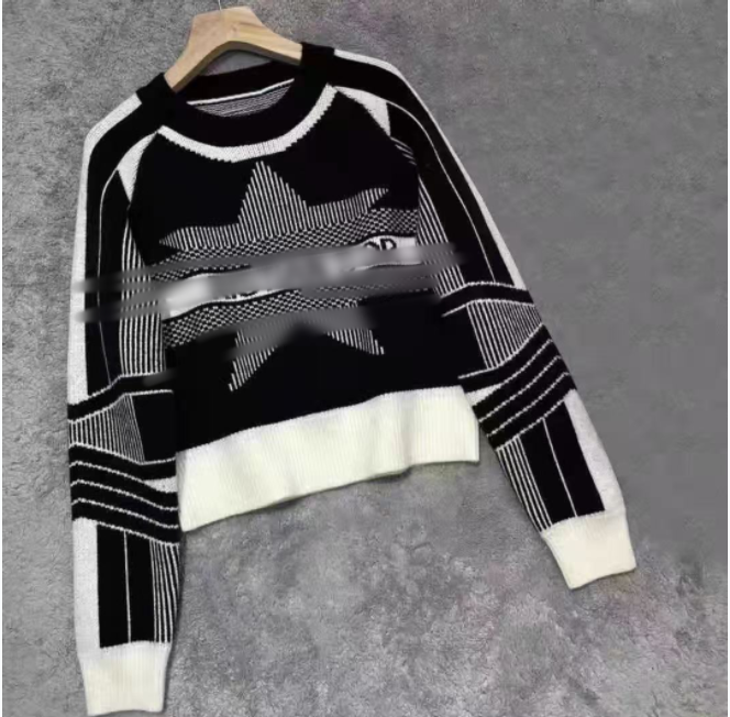 Womens sweater Designer Winter Warm Knit Shirt Soft Comfortable Embroidered sweater Classic outdoor casual