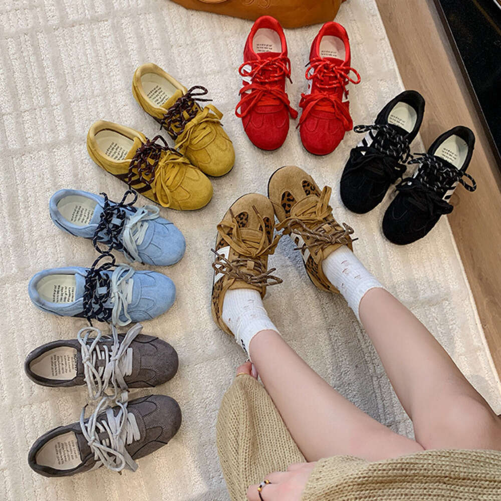 Retro leopard print lace-up D-trainer shoes for women, early autumn 2025 new style, thin sole, inner height-increasing racing shoes, sporty and casual