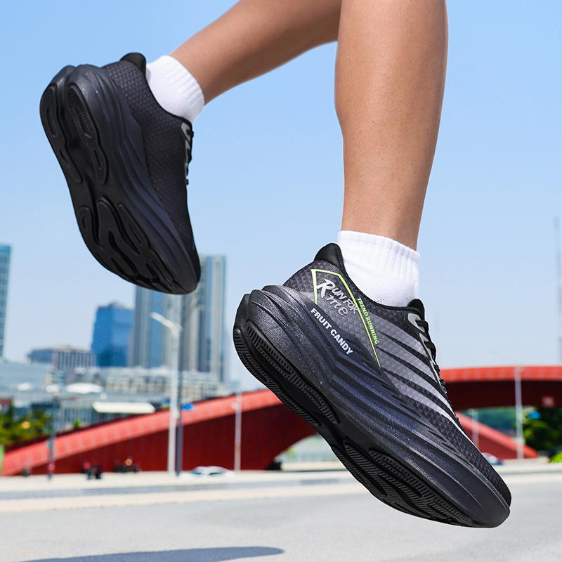 Unisex Lightweight Breathable Running Shoes for Men - Spring/Summer Collection