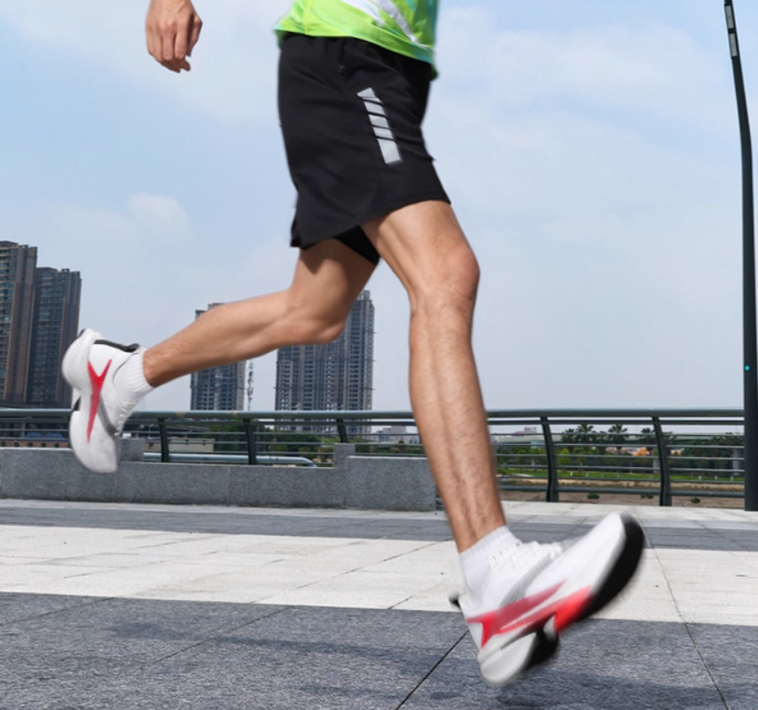 NHOT Summer Breathable 2025 New Racing Shoes Soft Sole Anti Slip Running Shoes Unisex Sports Casual Shoes Suitable For Morning And Night Runs