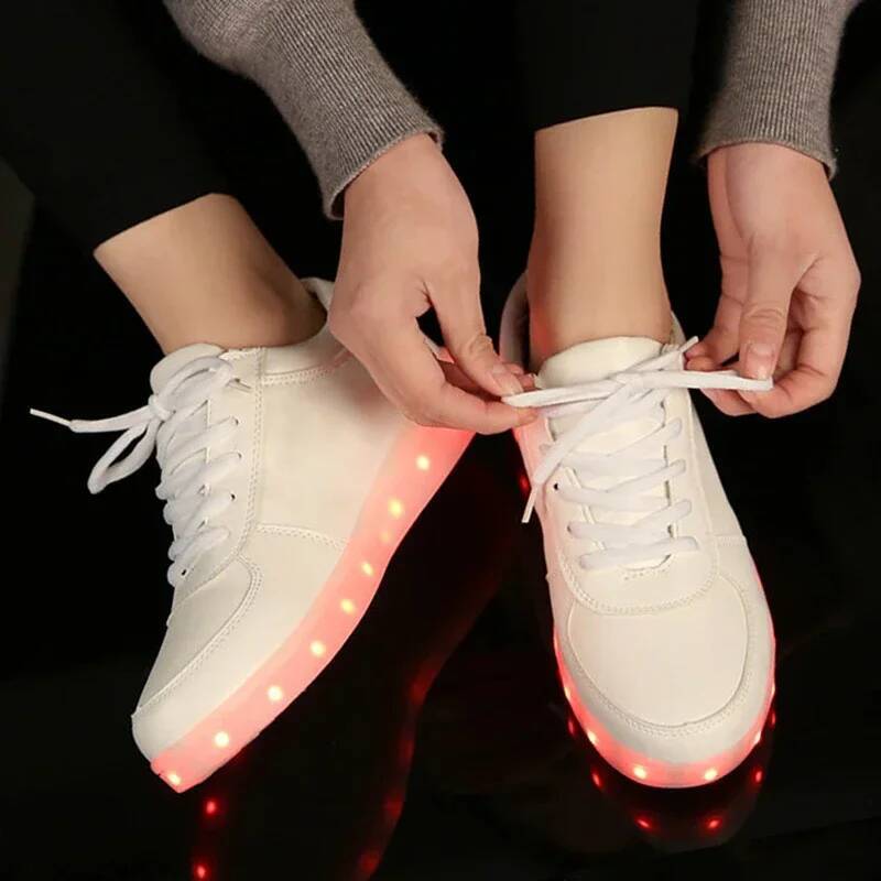 Maogu 2024 Adult Unisex Womens Mens Kid Luminous Sneakers Glowing USB Charge Boys LED Colorful Light-up Shoes Girls Footwear ddmythur