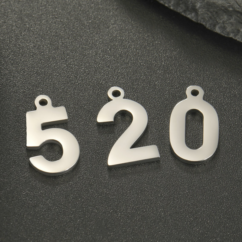 Charms Fashion Number Age Charms For Jewelry Making Number " 20 " 18 " 50 " Silver Color Charms Pendant Necklace DIY Findings 2309