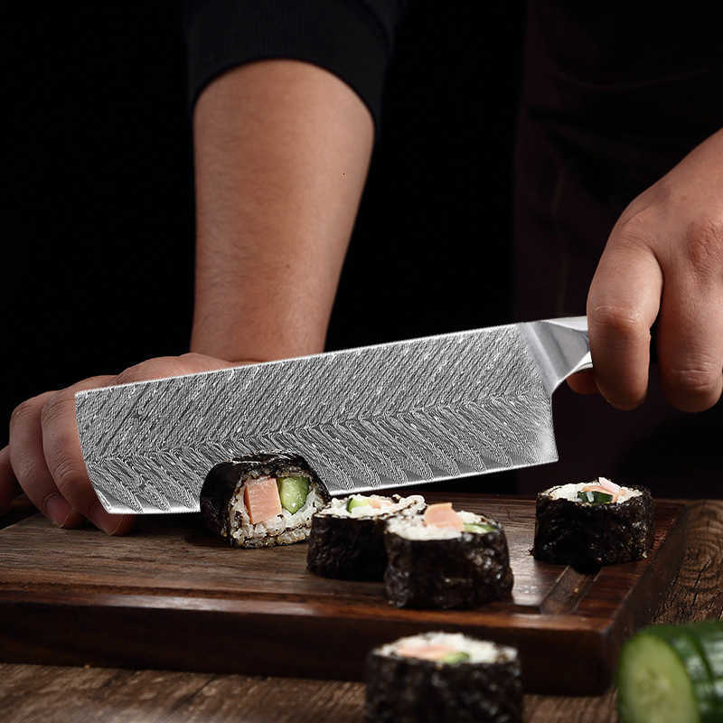 VG10 Damascus steel chef's knife set for home use in Chinese kitchen. Includes multiple knives for slicing meat. X241102