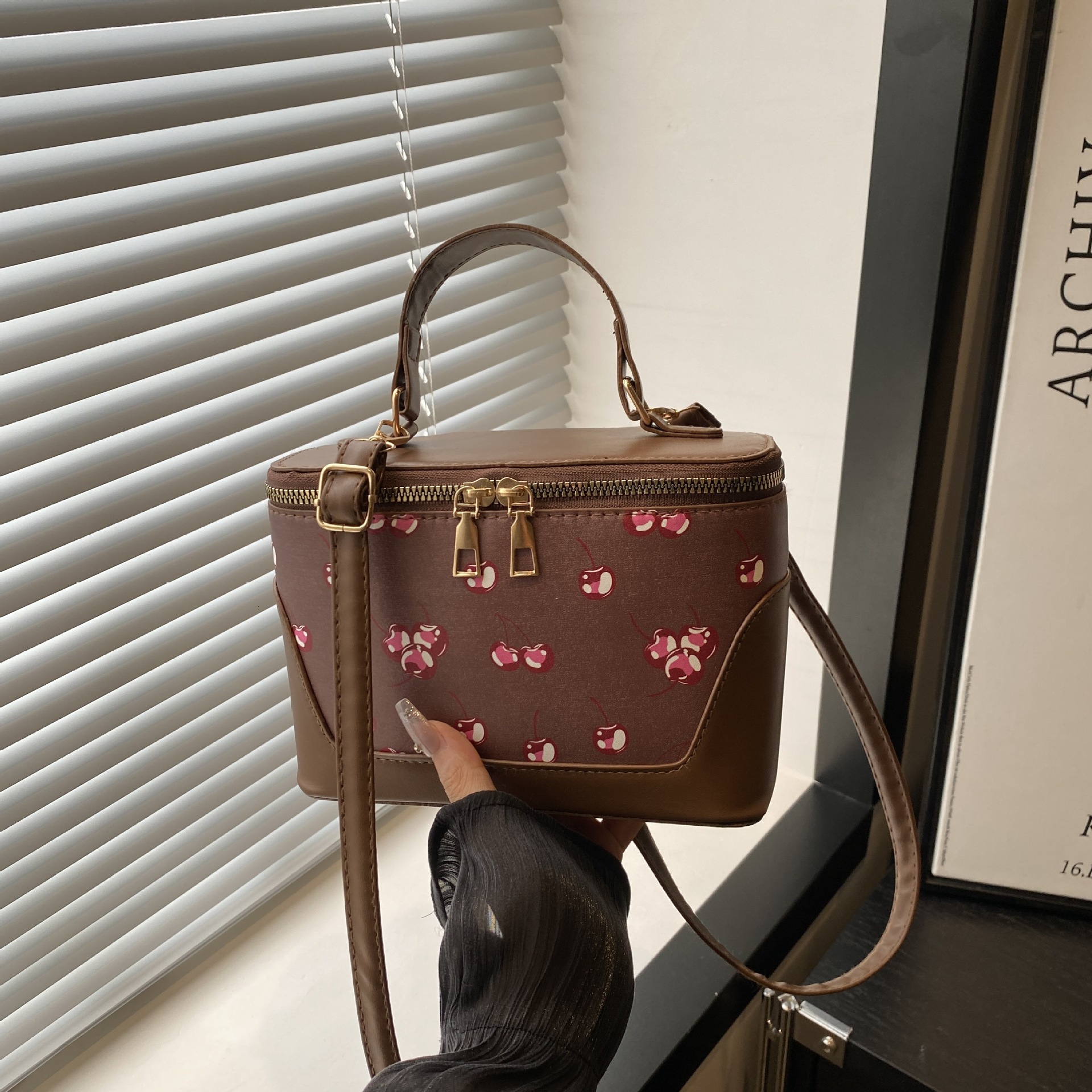 Fashion cherry blossom print large capacity travel new box design shaped handbag women s shoulder bag travel women s crossbody bag autumn new designer