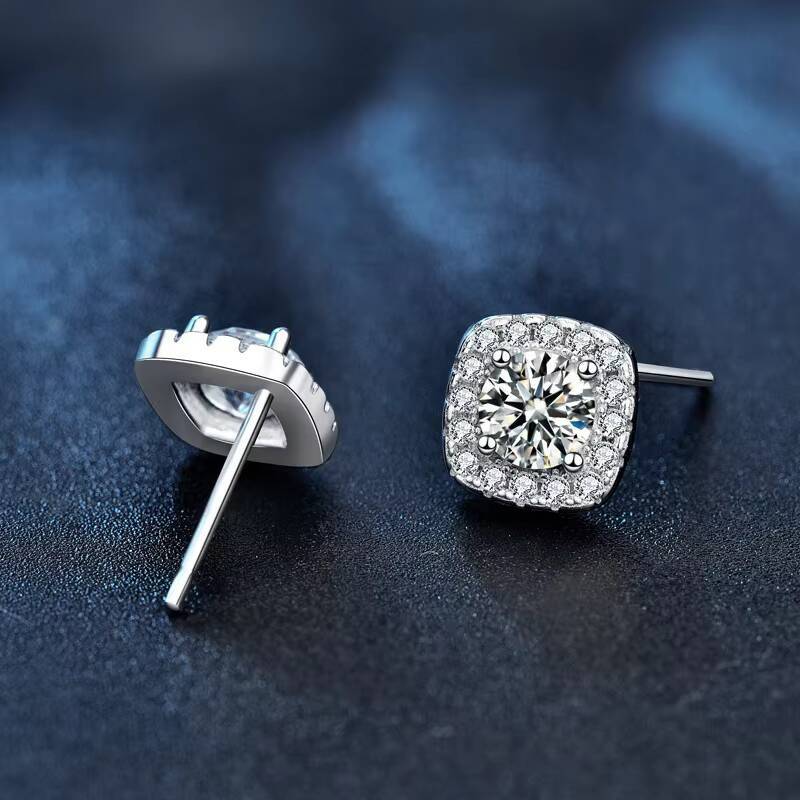 Wholesale in Stock S925 Sterling Silver Square Stud Earrings Waterproof D Color Moissanite for Women
