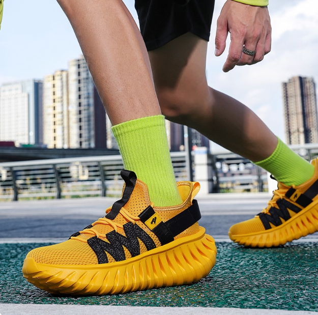 NHOT Summer Breathable 2025 New Soft Sole Non-Slip Running Shoes Unisex Sports Casual Shoes No Delay For Commute No Tired Feet After Long Standing