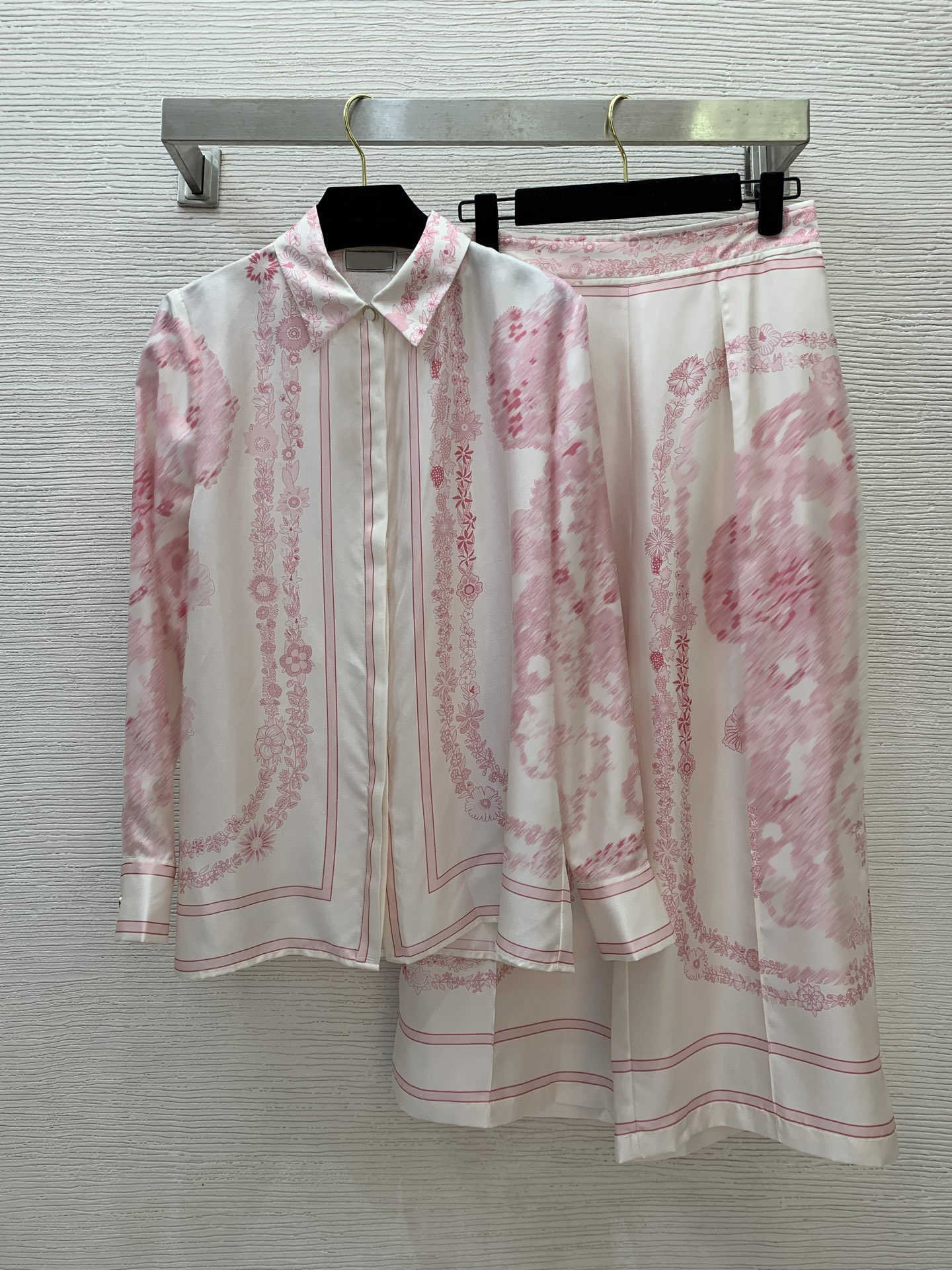 Pink designer women Two-Piece Pants Silk twill fabric floral print clothes long-sleeved shirt high quality wide-leg trousers