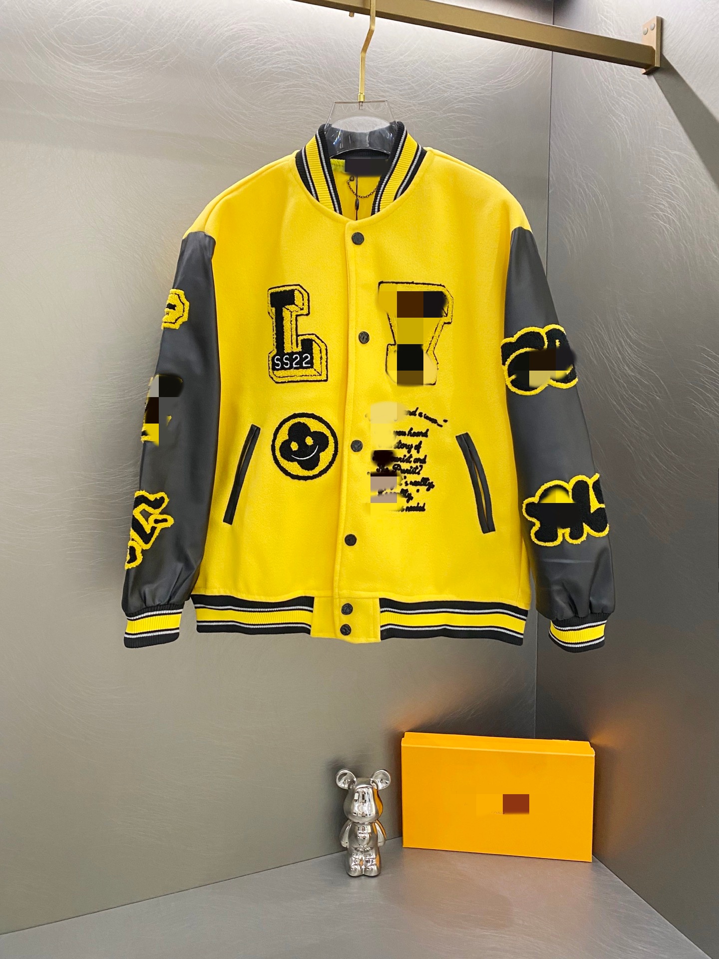 Designer men's embroidered jacket baseball jacket, classic logo design, highly recommended for fashionable street wear