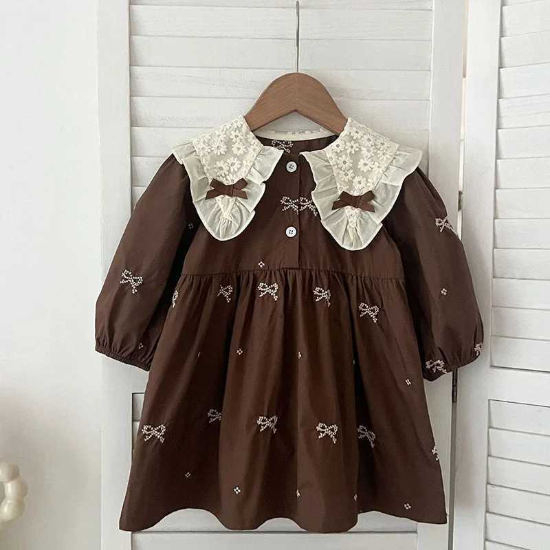 2024 Autumn Baby Girl Party Dress Cotton Embroidery Bow Splicing Dress Long Sleeved Kids Princess Dresses Lace Collar Clothing C250916