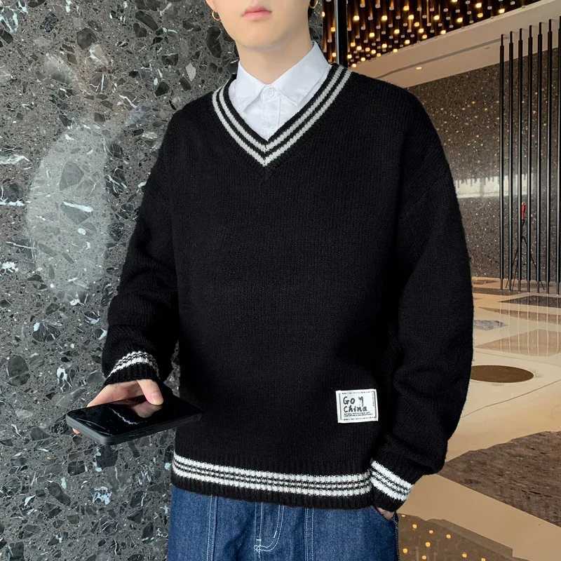 Korean Fashion V Ne… - image