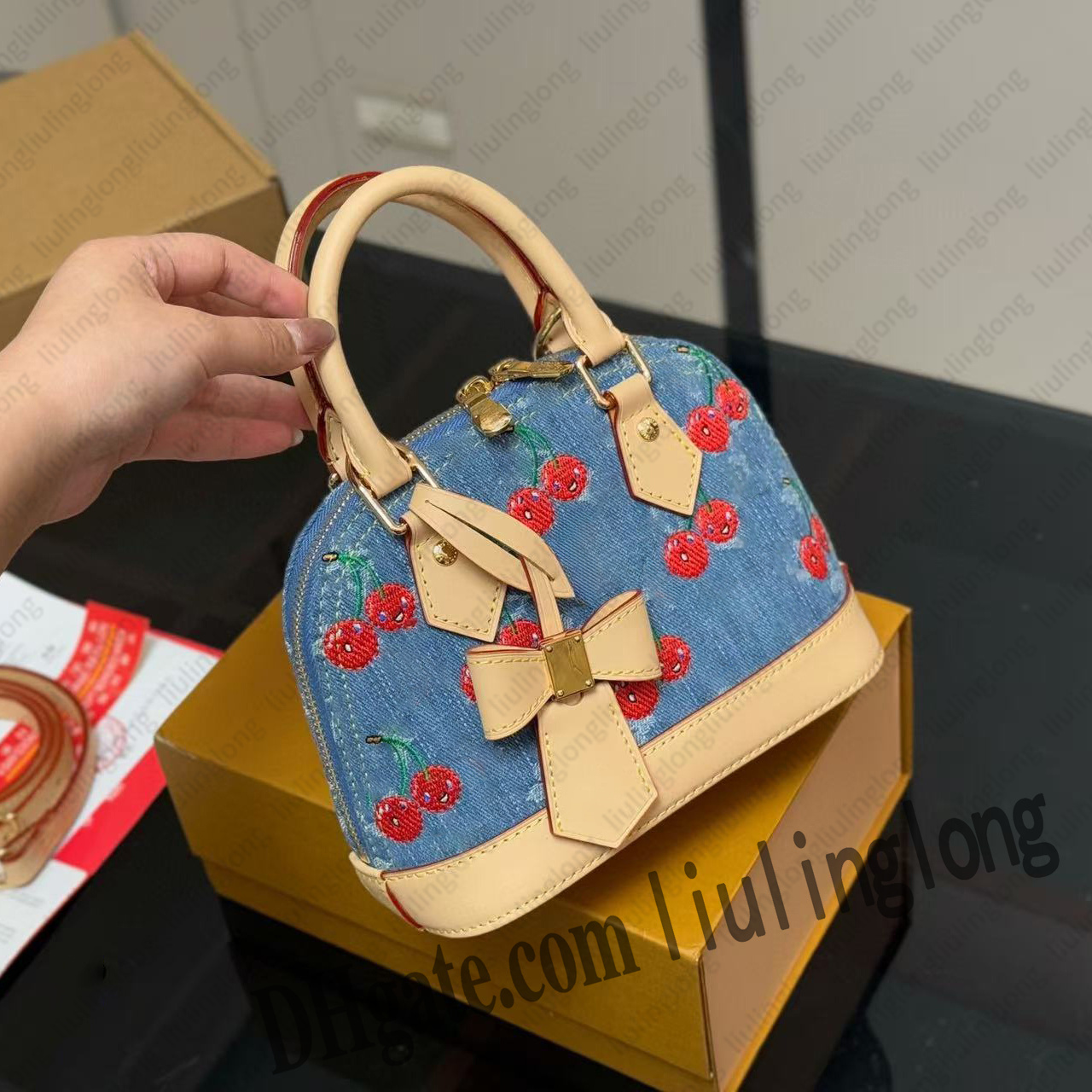 Designer Chain Purse Murakami Takashi Women Shoulder Handbag Underarm Bags Clutch Wallet Hobo Purses Ladies Satchels Nano Bag crossbody women cherry shoulder Bag