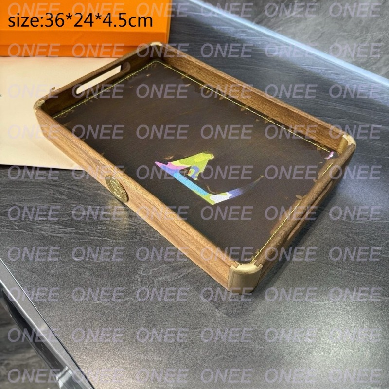 Luxury High-End Tea Tray Designer Walnut Wood Jewelry Rectangular Light Wooden Storage Wine Cup Tea Water Cultural Play Tea Tray Serving Tray