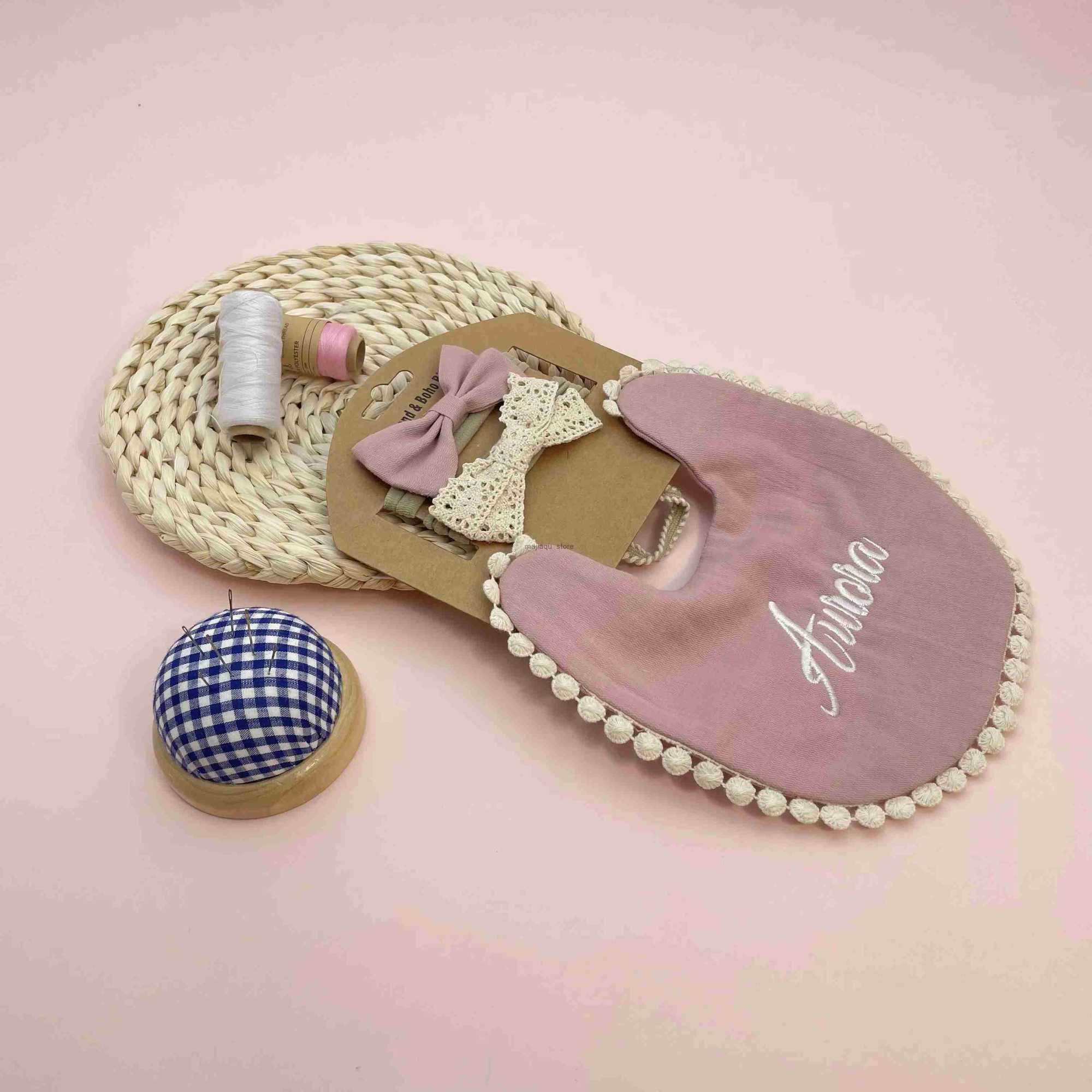 Personalized Bib Set Cotton Bow Headband Infant Feeding Burp Cloth Saliva Towel Custom Baby Name Newborn Shower Gifts Z250916