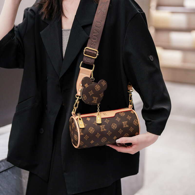 Luxury Bags Designer Bag Fashion Wide Strap Cylinder Bag for Women 2025 New Pattern Printed Pillow Bag Shoulder Crossbody Bag