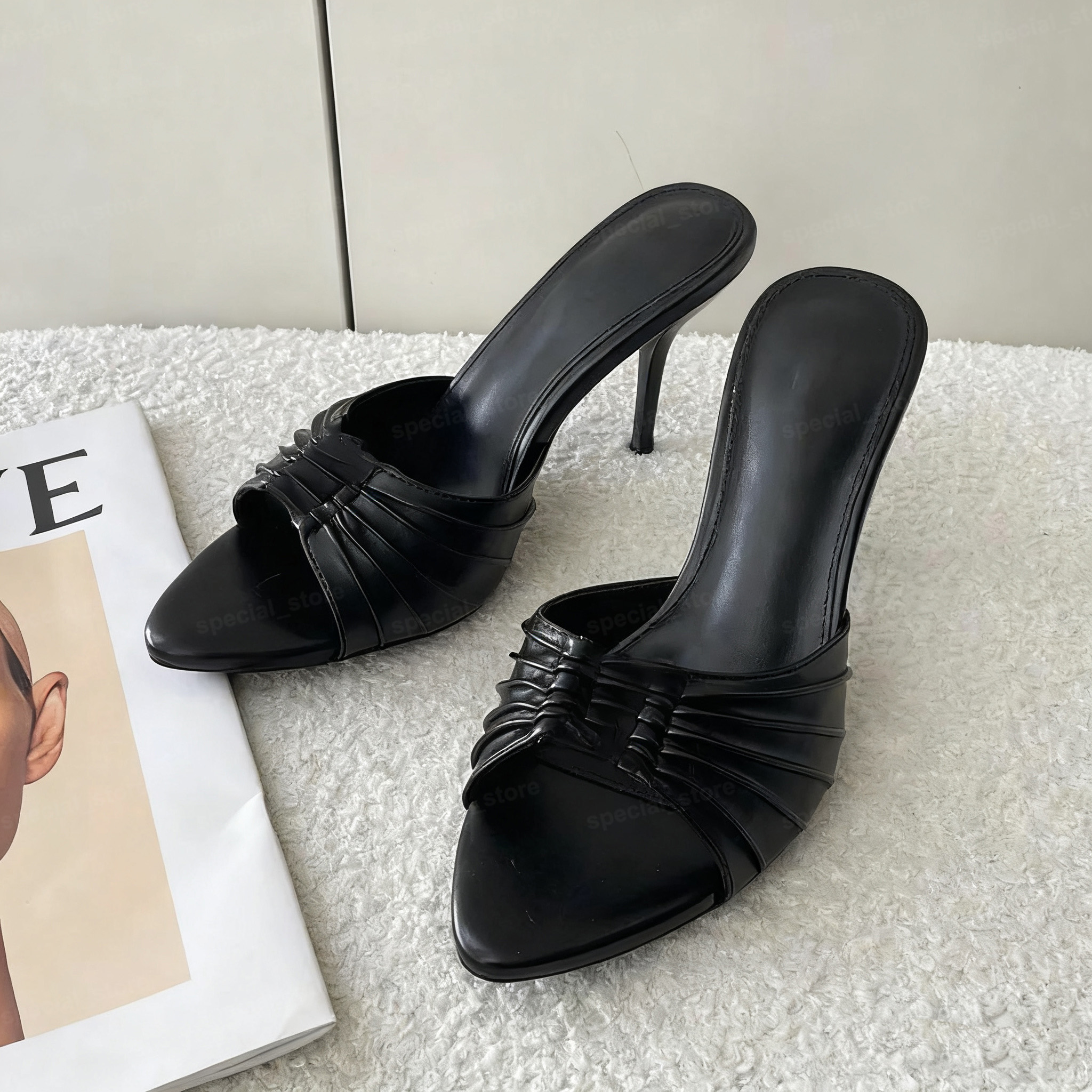 High Heels Designer Women's Shoes Open Toe Stiletto Heel Dress shoes Classic Metal Letters Sandal Fashion Stylist Shoes Wedding high heels Black Golden heel