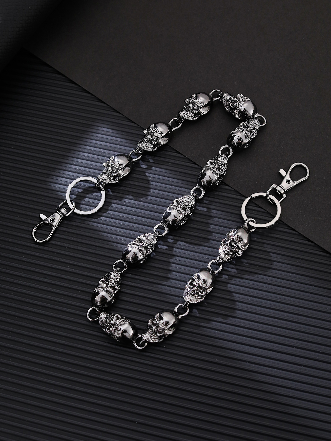 Metal Skull Jeans Chain Hip Hop Personalized Punk Dark Skull Waist Chain Handsome Cool unisex Accessories 250521