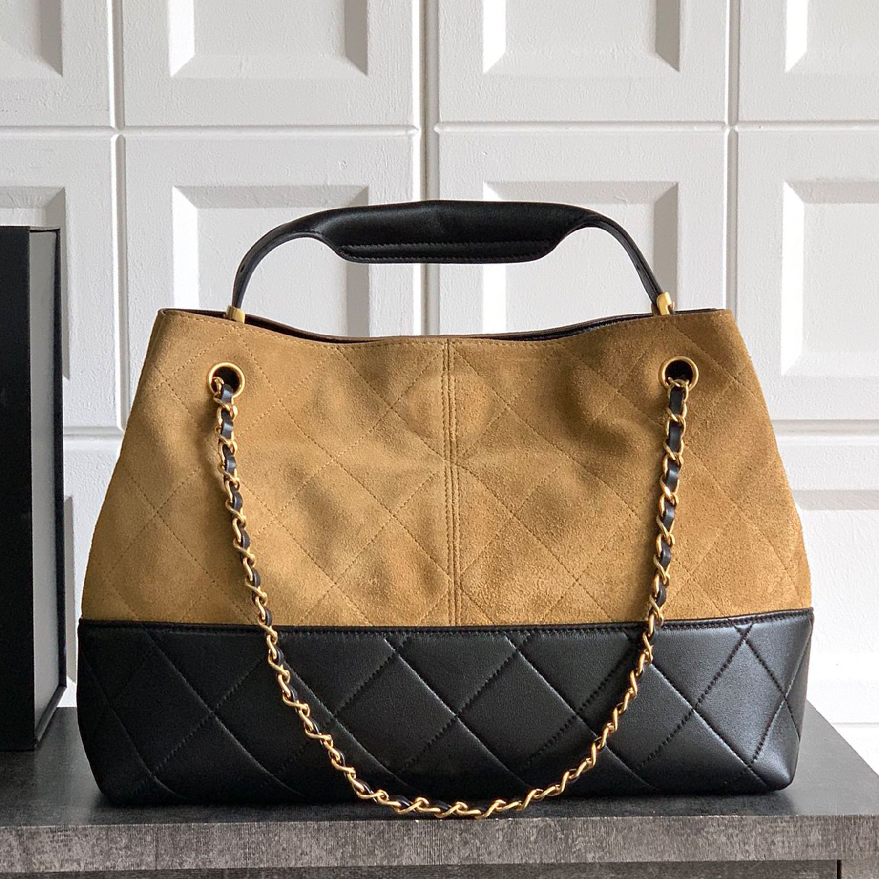 New 10A Large Capacity Shopping Luxury Designer Suede Genuine Leather Shoulder Golden Hardware Handbag Zipper Pocket Clutch Adjustable Strap Tote Bag