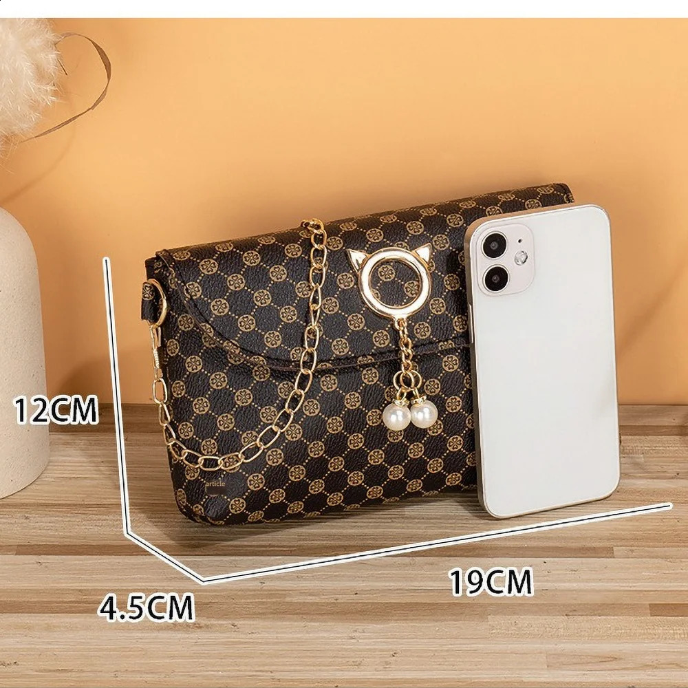 Diamond Print Cat Crossbody Bag Womens Square Shoulder Purse with Pearl Pendant Trendy Small Handbag 250916