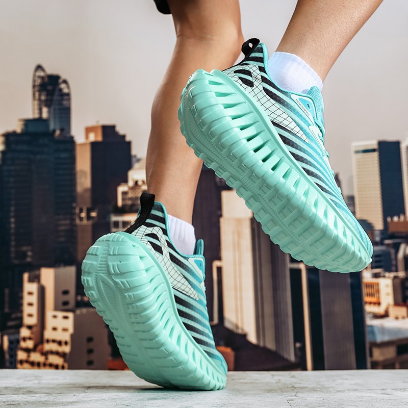 Men's Breathable Mesh Running Shoes - Height Boosting Sneakers for Sports & Casual Wear