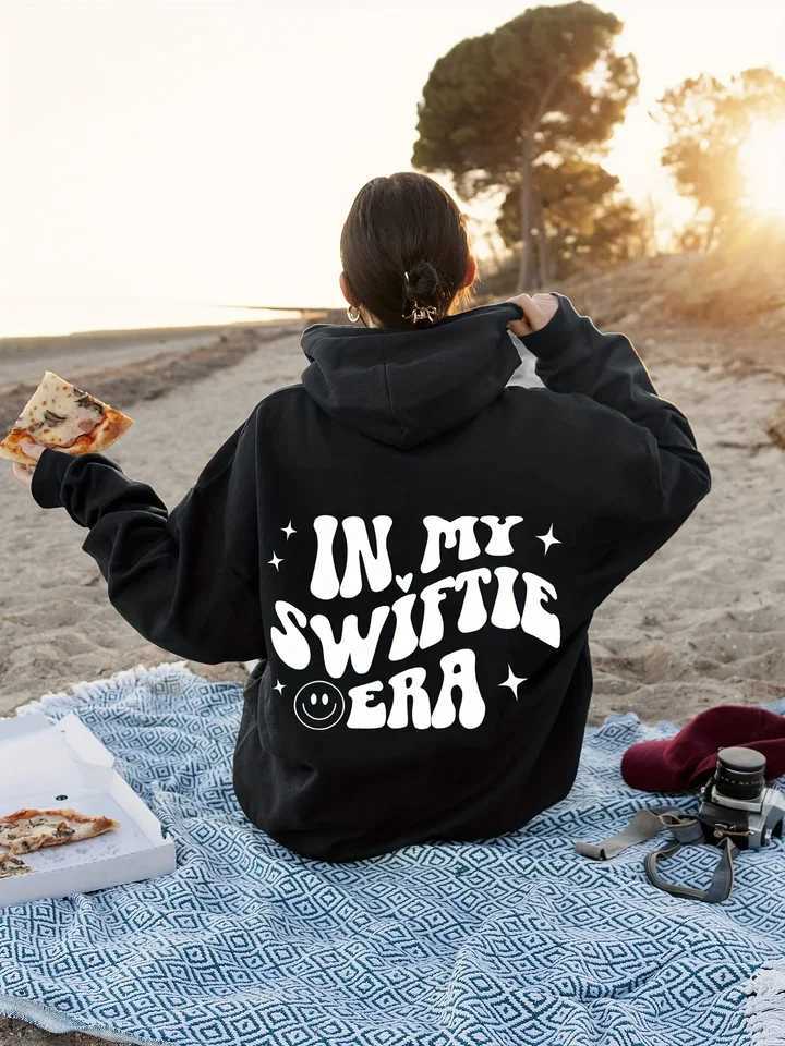 IN MY SWIFTIE ERA Letter Print Drstring Hoodie Drop Shoulder Long Sve Hoodie Womens ClothesXJ250916