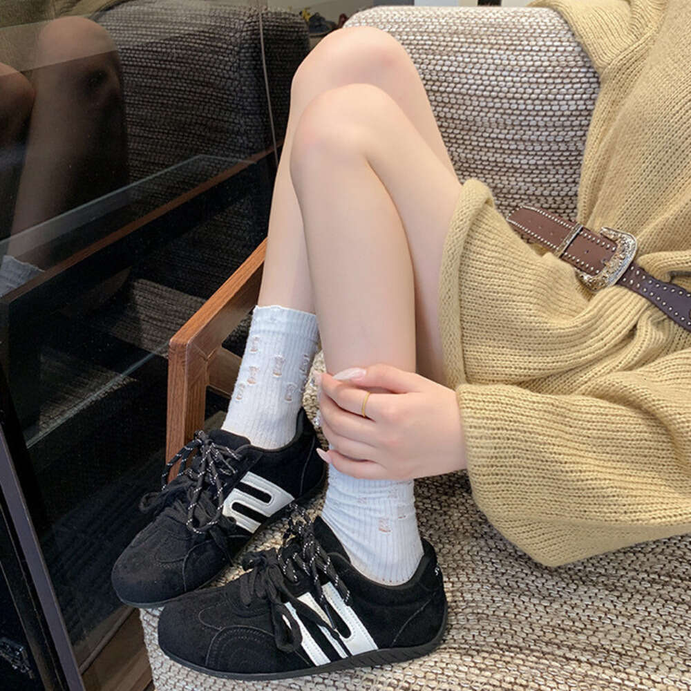 Retro leopard print lace-up D-trainer shoes for women, early autumn 2025 new style, thin sole, inner height-increasing racing shoes, sporty and casual