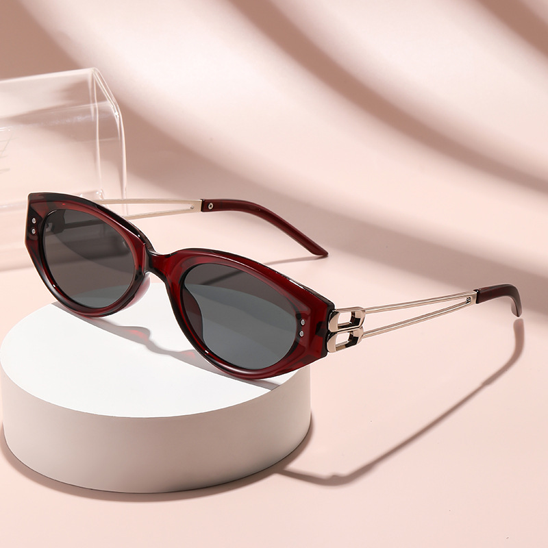 Unisex retro style oval lens modern high quality sunglasses, daily wear beach glasses, outdoor activities fashion designer accessories