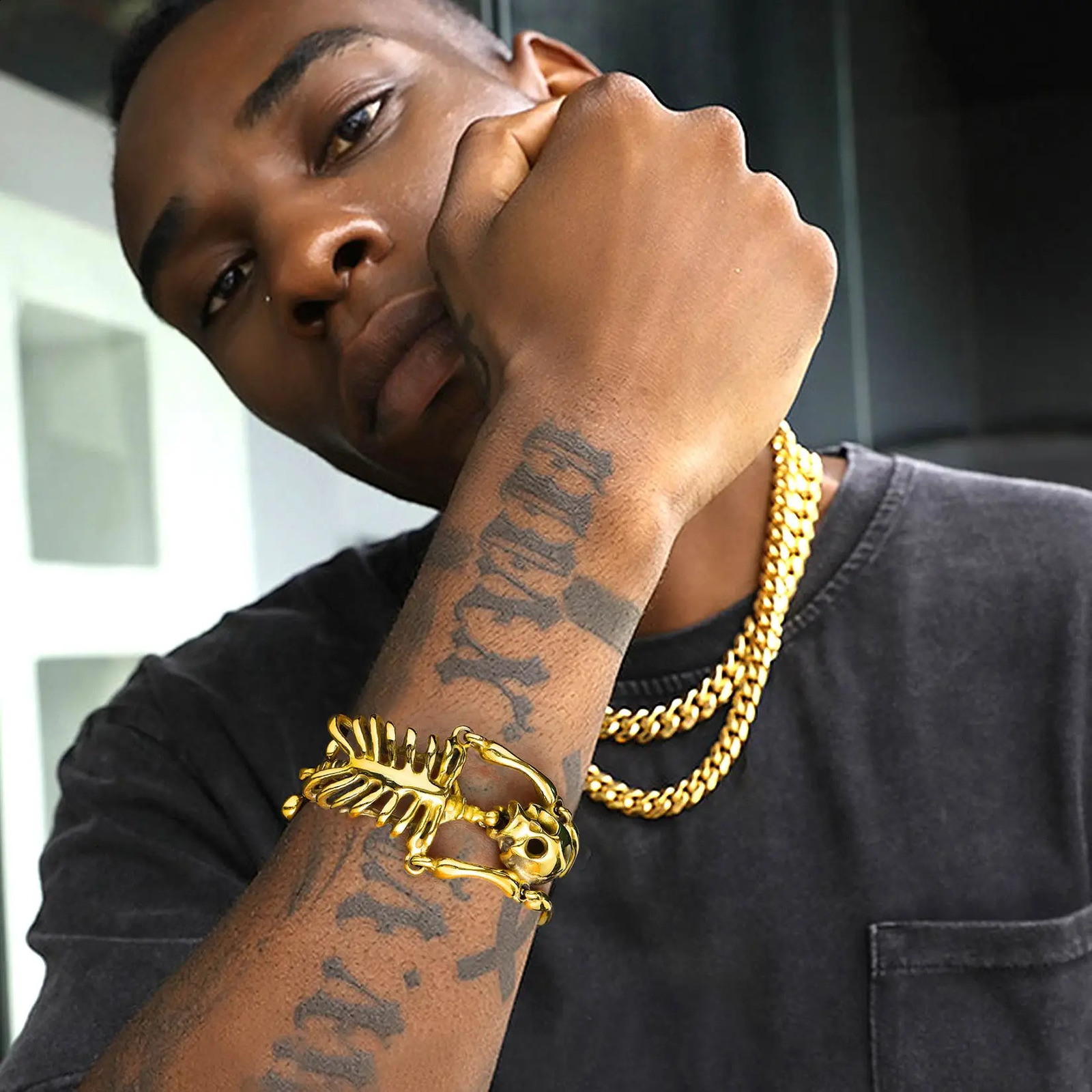 U7 Stainless Steel Gothic Skull Bracelet for Men Steampunk Heavy Skeleton Wristband Chains Halloween Party Accessories 250916