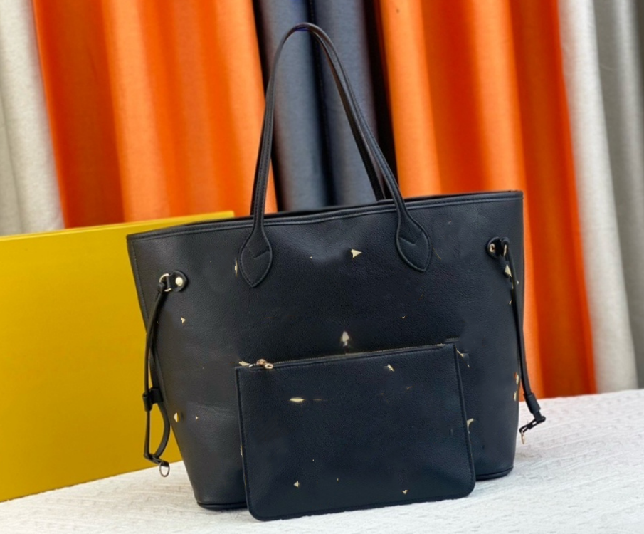 Designer Bag Shopping Tote Bag Lady Handbag Capacity Letter Print Shoulder Bag Leather Purse Weekend Travel Bag Zipper Clutch Wallet Black bag with white flowers