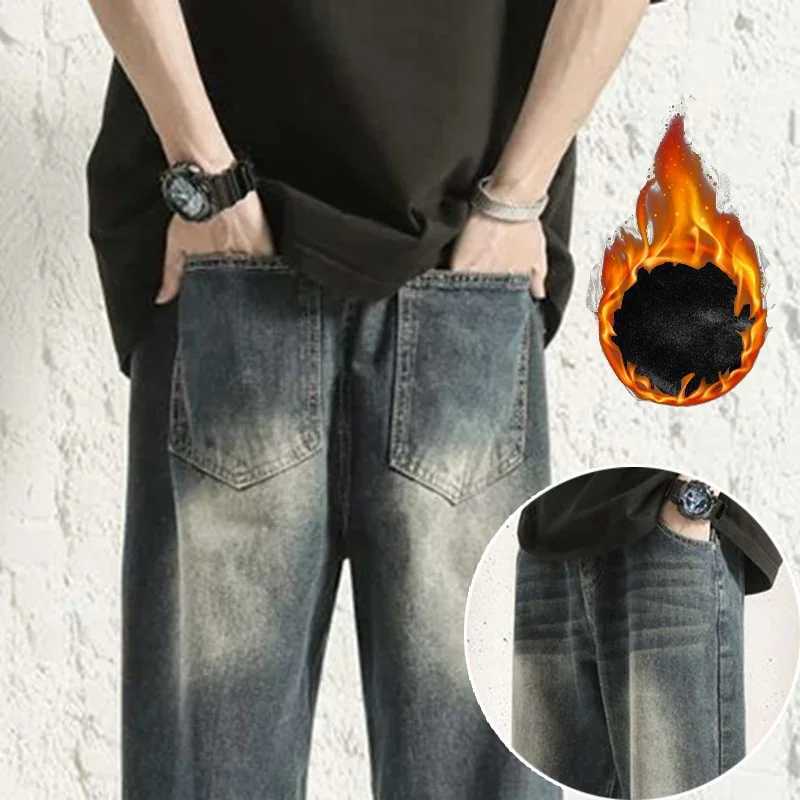 Men Vintage Warm Plush Straight Leg Denim Pants Male Loosefit Daily Trendy Cool Style Jeans Thicken Thermal Streetwear TrousersZ250917