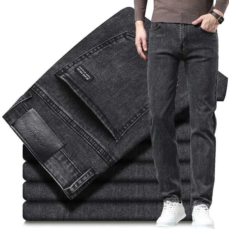Black Gray Mens Classic Straight Stretch Jeans Autumn Business Casual Comfortable Regular Fit Denim Pants Male TrousersZ250917
