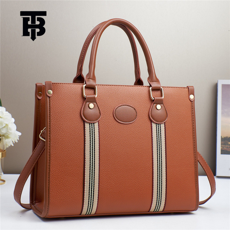 Designer Bag Large Capacity Tote Bag 2025 New Simple Commuter Handbag Commuter Casual Luxury Bag Travel Dual-use Cross-border Bags