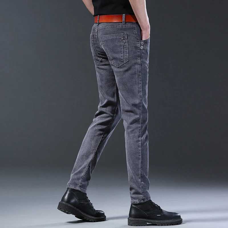 2024 New Men Spring and Autumn Korean Version Comfort Men Stretch Youth Slim Fashion Skinny Jeans Pants Designer ClothesZ250917