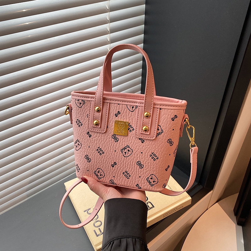 Designer bag, luxury handbag saddle bags small fragrance retro crossbody bags shoulder bags small square bags fashionable coin purse stylish water buc