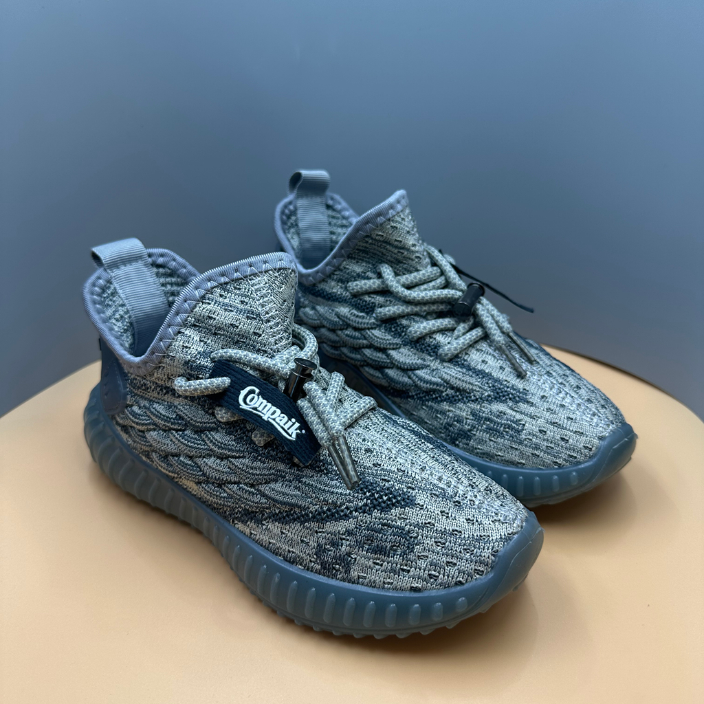 Compaik designer kid shoes sports outdoor new childrens sports shoes mens and womens coconut casual breathable flight knitted lightweight sole running